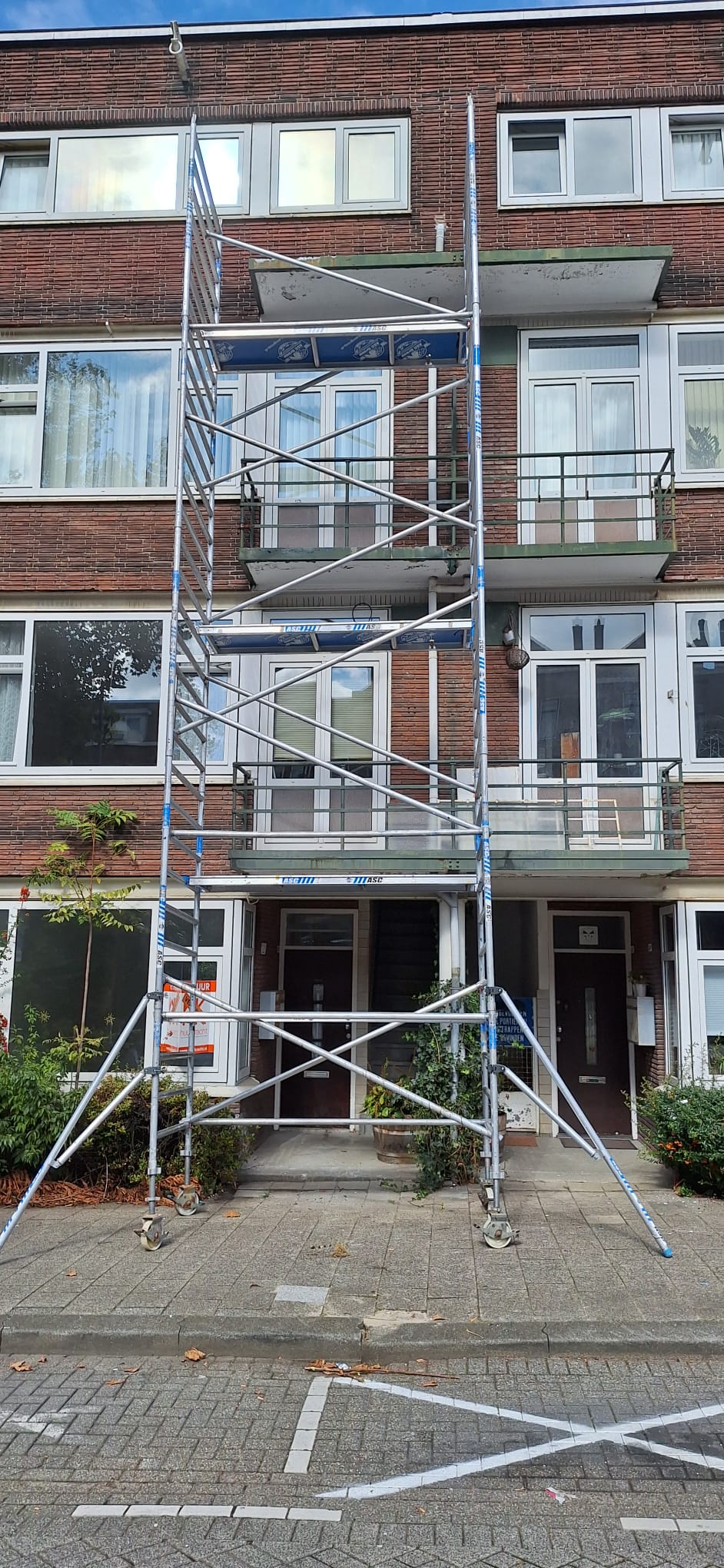 Balkon renovatie Rotterdam (3) Scheurherstel