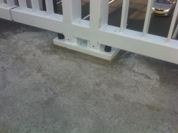 Slijtlaag brug aanbrengen Slijtlaag brug aanbrengen